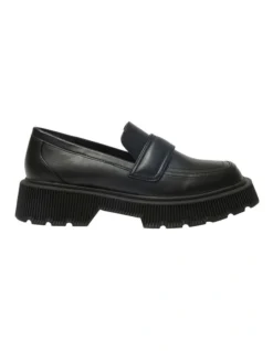 Tabloid Smooth Flat Shoes In Black