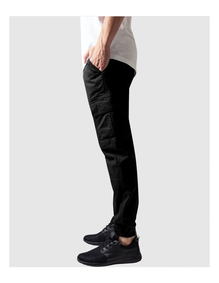 URBAN CLASSICS Washed Cargo Twill Jogging Pants In Black 3 URBAN CLASSICS Washed Cargo Twill Jogging Pants In Black - Image 3
