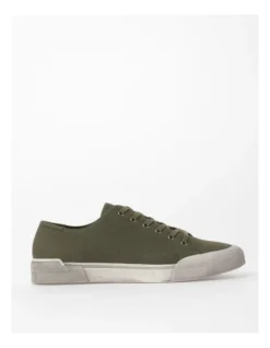 Howie Sneaker In Khaki