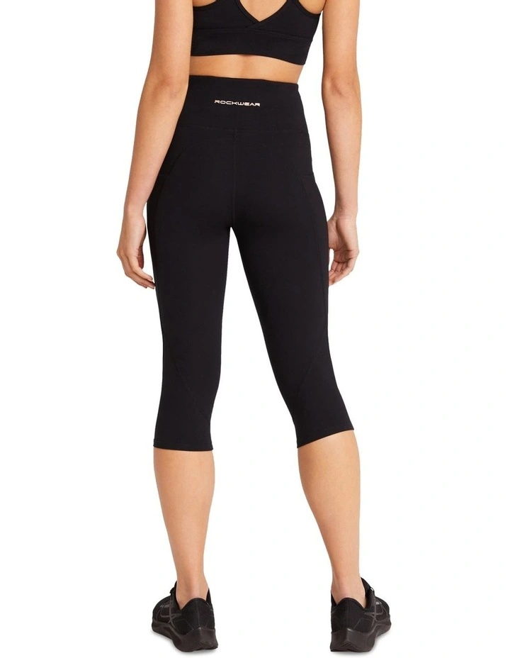 Luxesoft Pocket 3/4 Tights In Black 3 Luxesoft Pocket 3/4 Tights In Black - Image 3