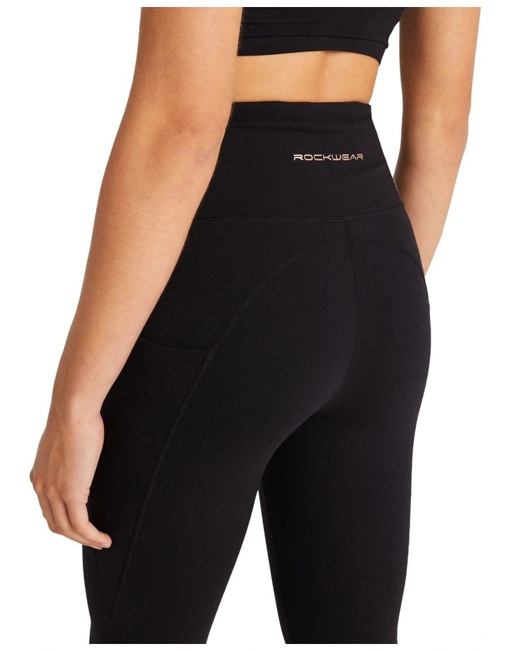 Luxesoft Pocket 3/4 Tights In Black 4 Luxesoft Pocket 3/4 Tights In Black - Image 4