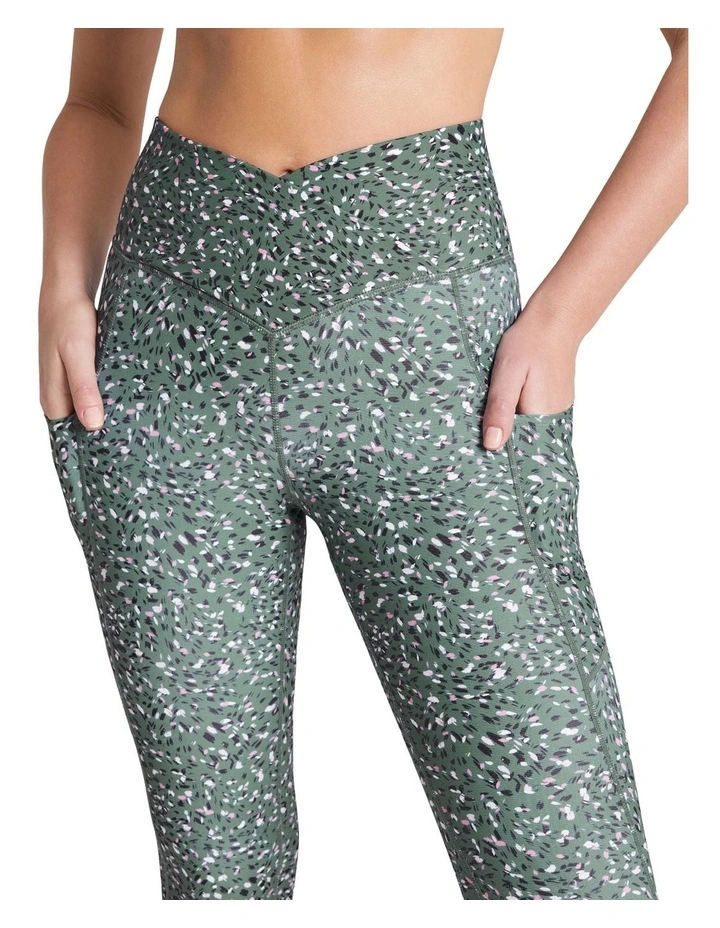 High Rise Pocket Full Length Tights In Green 4 High Rise Pocket Full Length Tights In Green - Image 4