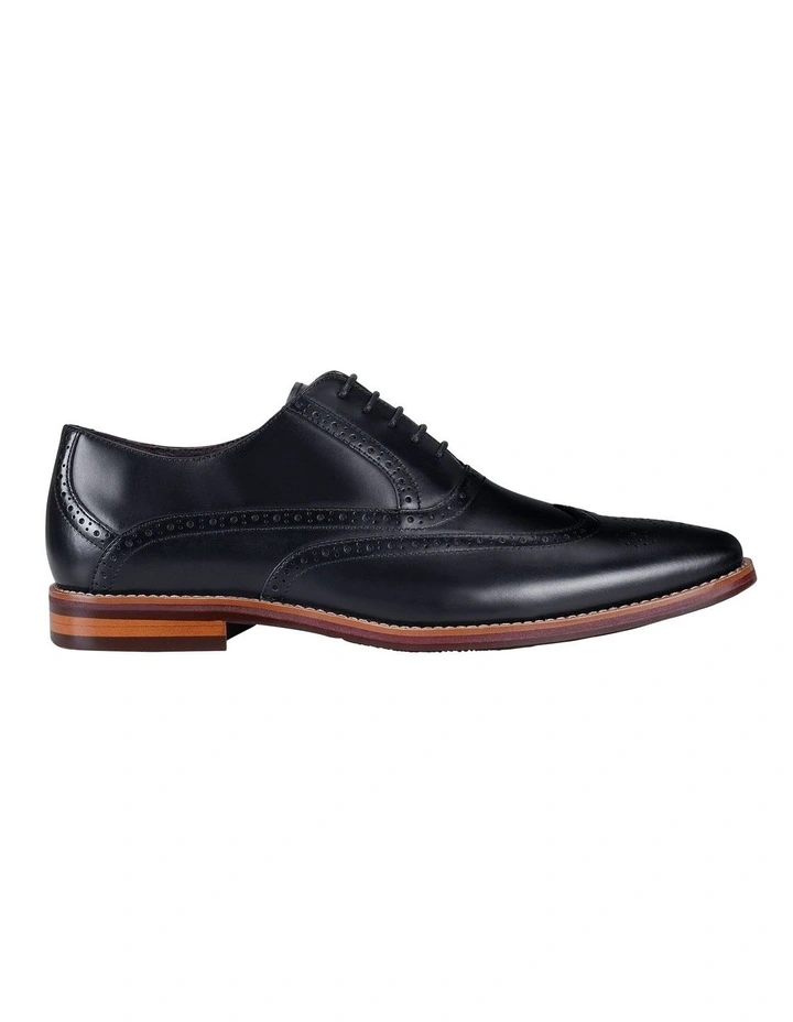 Master Lace Up Dress Shoe In Black 1 Master Lace Up Dress Shoe In Black