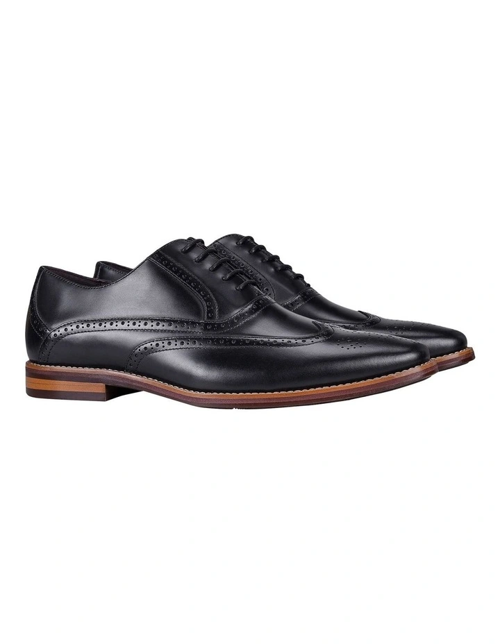 Master Lace Up Dress Shoe In Black 2 Master Lace Up Dress Shoe In Black - Image 2