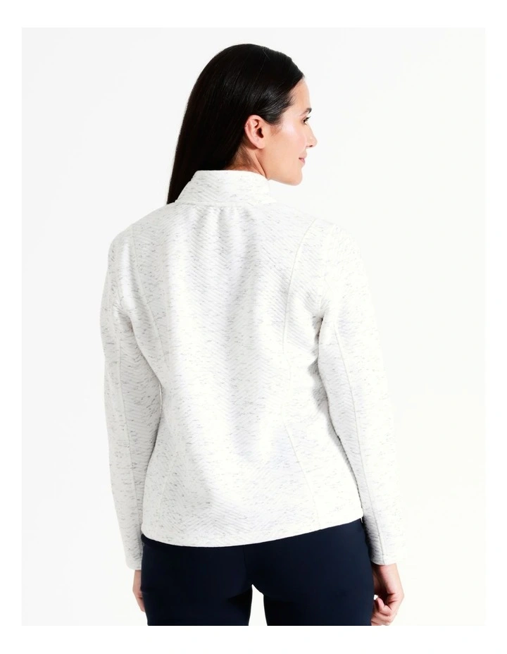 Regatta Recycled Polyester Zip Thru Chevron Jacquard Sweat Top In Ivory 7 Regatta Recycled Polyester Zip Thru Chevron Jacquard Sweat Top In Ivory - Image 7