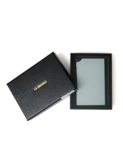 Hervey Minimalist Unisex Card Holder In Grey -Myer Clothing Shop 965353060 5 720x928