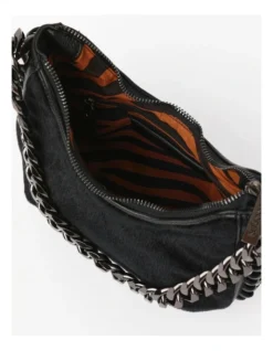 Quinn Shoulder Bag In Black -Myer Clothing Shop 965777860 3 720x928