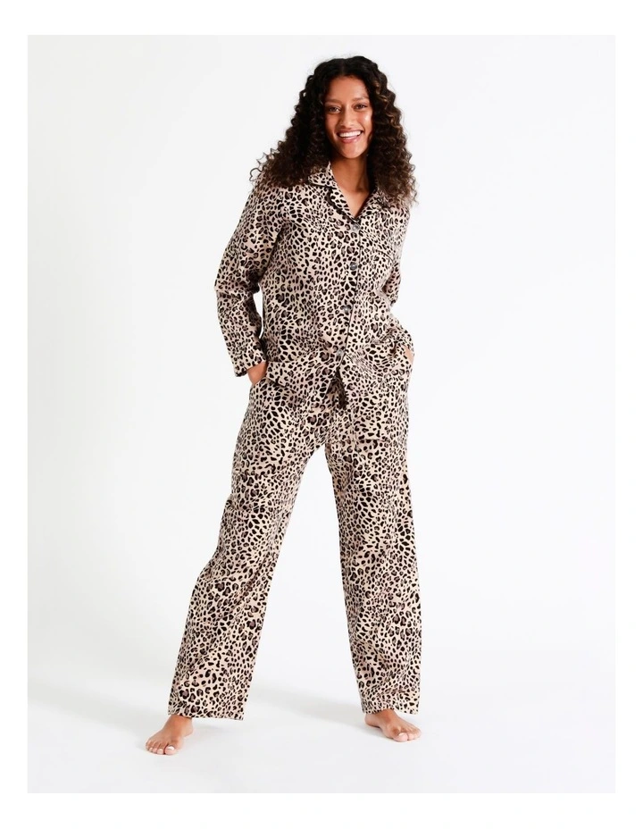 SOHO Flannelette Pyjama Set In Leopard Print 2 SOHO Flannelette Pyjama Set In Leopard Print - Image 2