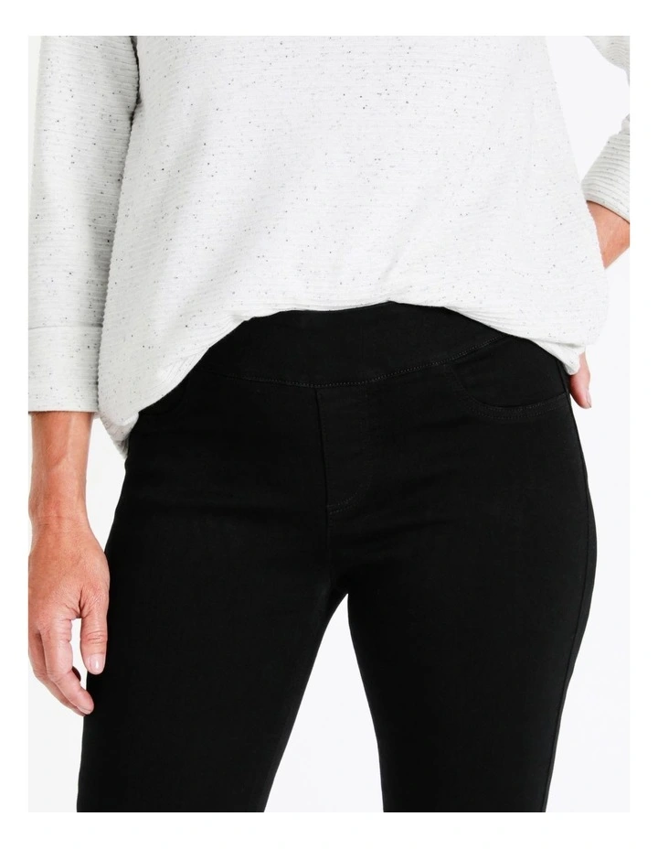 Regatta Recycled Cotton Blend Wardrobe Staple Jegging Full Length Denim In Black 4 Regatta Recycled Cotton Blend Wardrobe Staple Jegging Full Length Denim In Black - Image 4