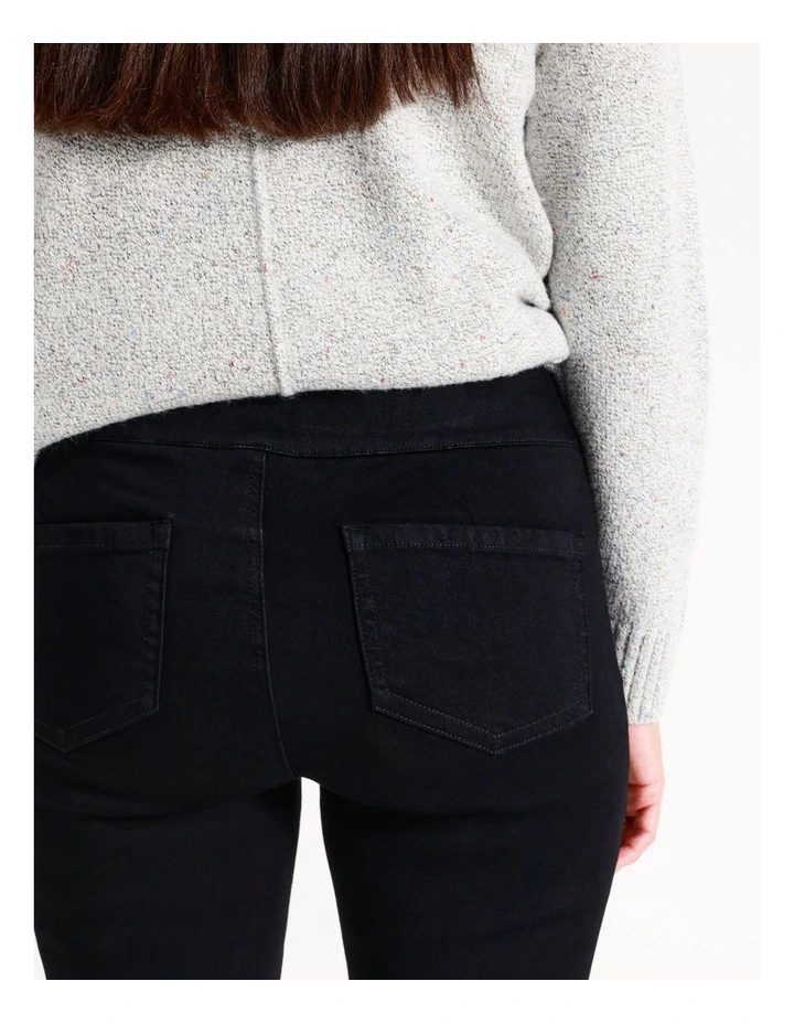 Regatta Recycled Cotton Blend Wardrobe Staple Jegging Full Length In Denim Black 7 Regatta Recycled Cotton Blend Wardrobe Staple Jegging Full Length In Denim Black - Image 7