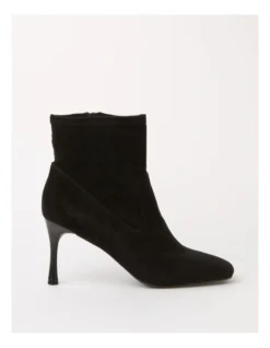 Lannie Boot In Black