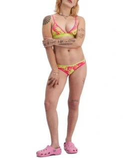 Bonds Icons Triangle In Pink Multi 10 Bonds Icons Triangle In Pink Multi -Myer Clothing Shop 967711690 4 720x928