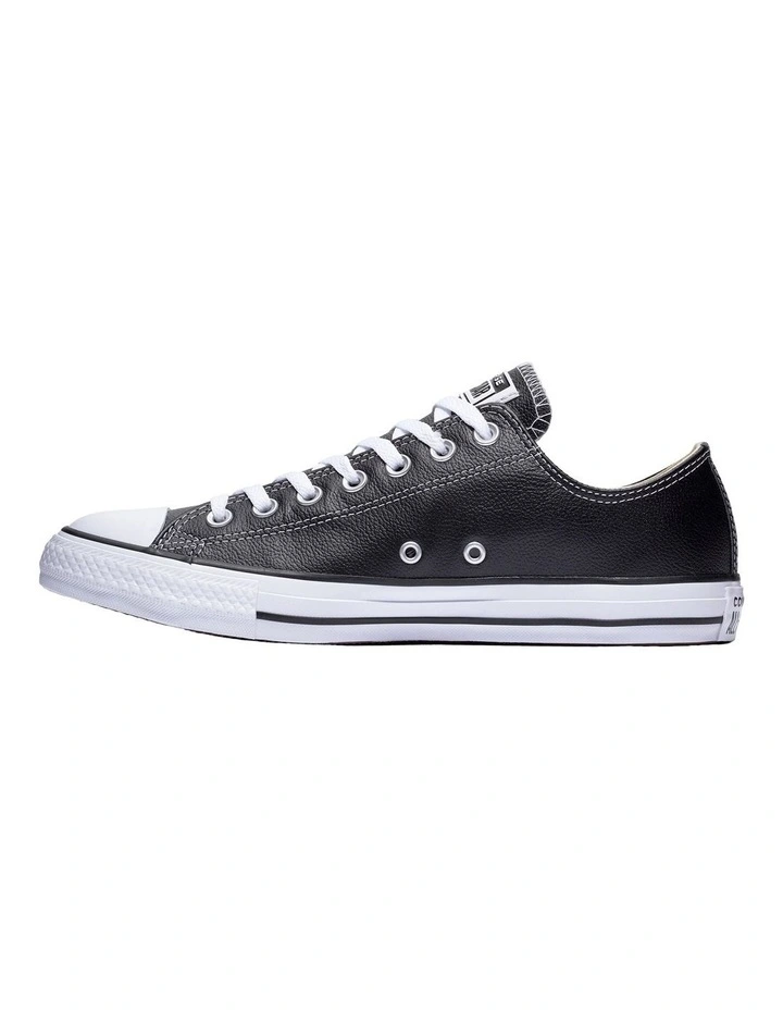 Converse Chuck Taylor All Star Leather In Black/White 2 Converse Chuck Taylor All Star Leather In Black/White - Image 2