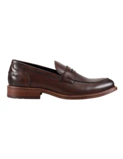 Chaotic Slip-on Loafer In Brown