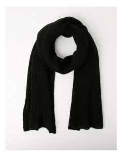 Cozys Rib Knit Winter Scarf In Black