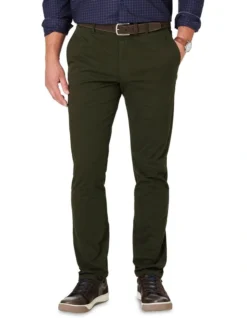 Modern Chino In Green