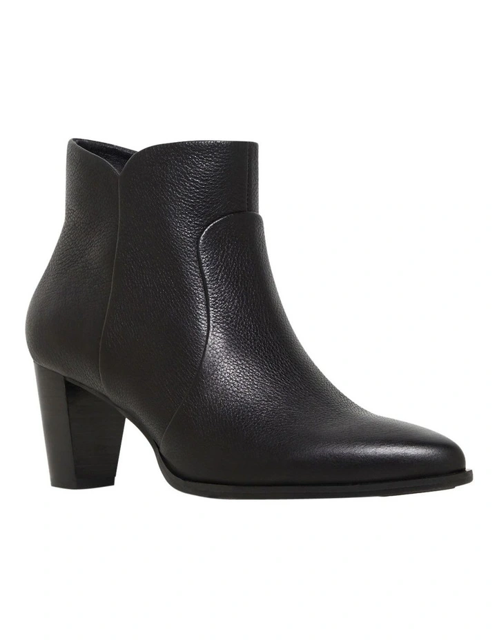 Hush Puppies Heart Boot In Black 4 Hush Puppies Heart Boot In Black - Image 4