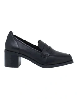 Hush Puppies Saviour Heeled Shoe In Black
