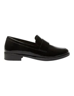 Infinity Flat Shoes In Black Patent Leather