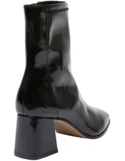 Hampton Boots In Black Crinkle Patent 10 Hampton Boots In Black Crinkle Patent -Myer Clothing Shop 979029370 4 720x928