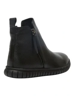 Factor Boots In Black Leather 10 Factor Boots In Black Leather -Myer Clothing Shop 979056550 4 720x928