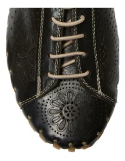 Talan Flat Shoes In Black/Tan Leather -Myer Clothing Shop 981176770 7 720x928