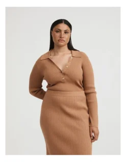 Crepe Collar Henley In Camel