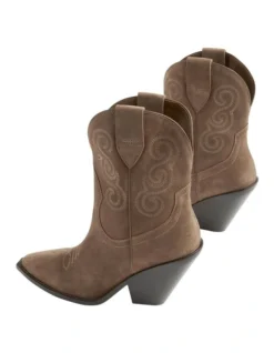 Eleanor Western Boot In Brown -Myer Clothing Shop 984320020 984318130 5 720x928
