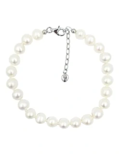 Classic Pearl Bracelet In White