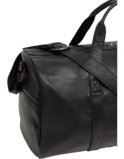 Oxford Preston Leather Overnighter In Black 6 Oxford Preston Leather Overnighter In Black -Myer Clothing Shop 987098410 3 720x928