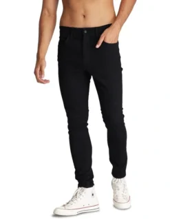 Wrangler Sid Jean In Black