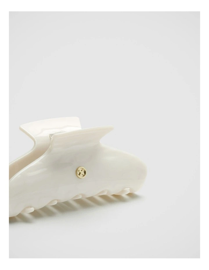 Miss Mim Extra Large Claw Hair Clip In Pearl 1 Miss Mim Extra Large Claw Hair Clip In Pearl