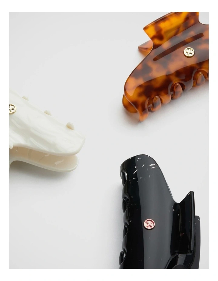 Miss Mim Extra Large Claw Hair Clip In Pearl 3 Miss Mim Extra Large Claw Hair Clip In Pearl - Image 3