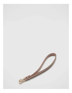 Link Wrist Strap In Almond