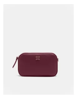 Hendrix Pouch In Rich Berry
