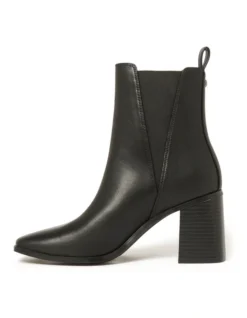 Forever New Hannah Gusset Boots In Black 6 Forever New Hannah Gusset Boots In Black -Myer Clothing Shop 995433580 3 720x928